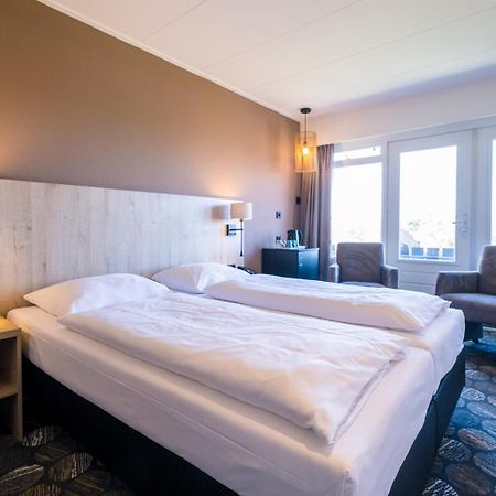 Hotel Hofker Нес Екстериор снимка