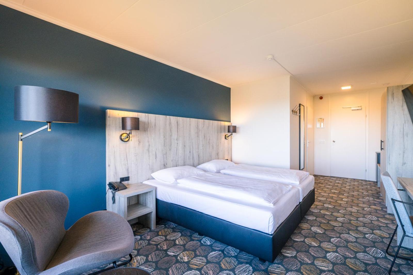 Hotel Hofker Нес Екстериор снимка