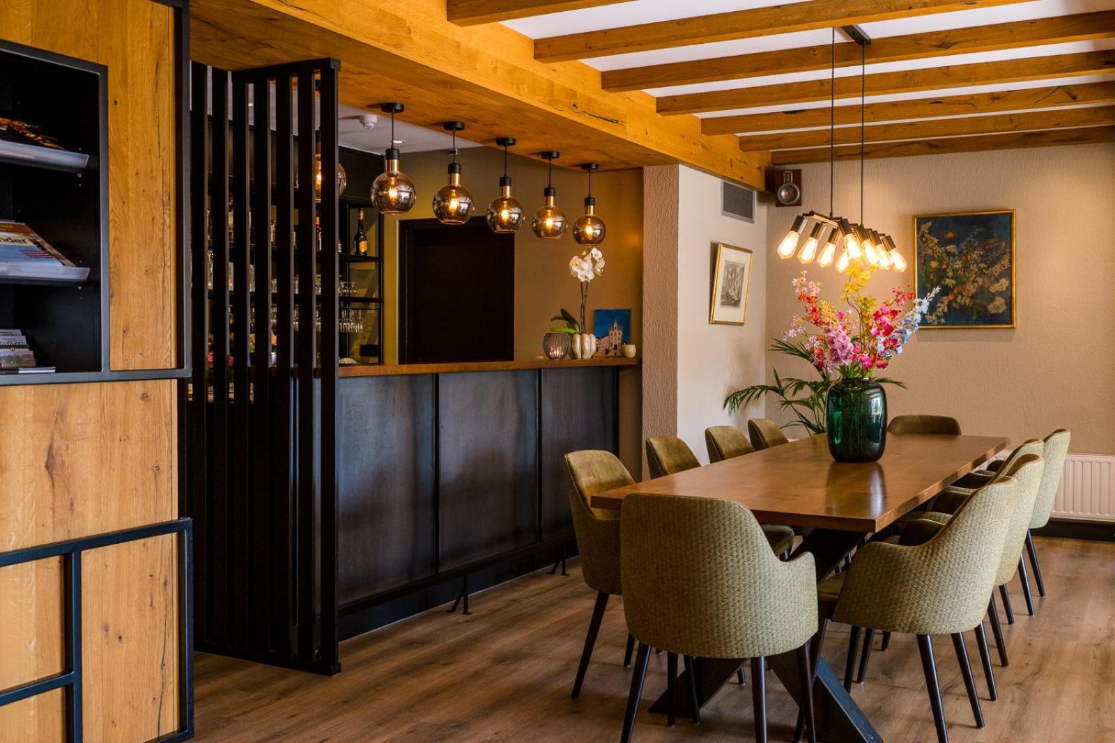 Hotel Hofker Нес Екстериор снимка