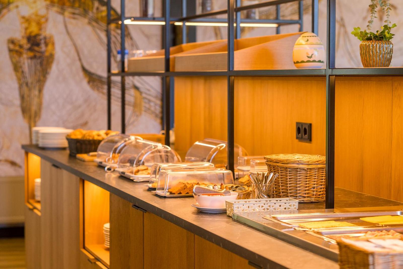 Hotel Hofker Нес Екстериор снимка